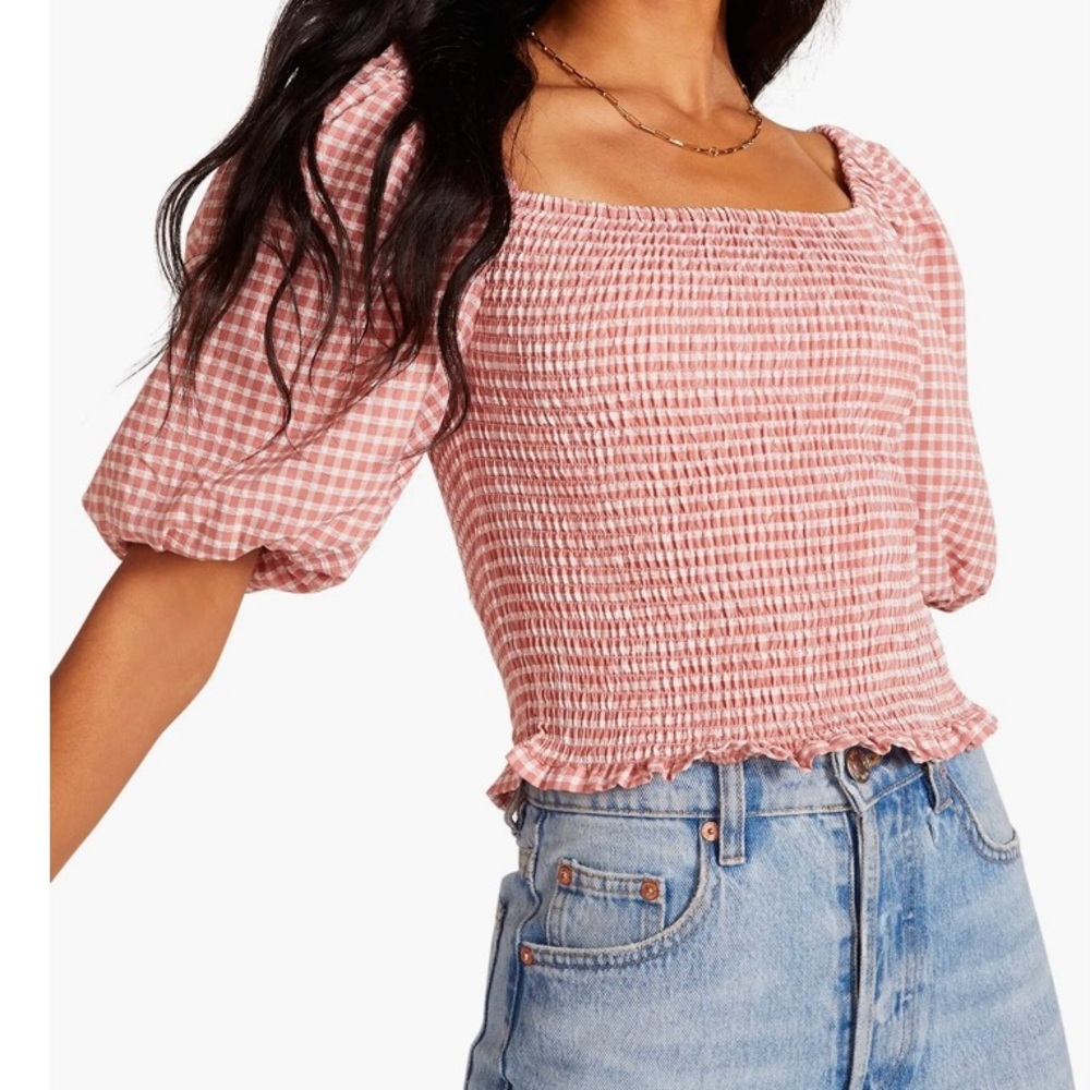 Sunshine Superwoman Smocked Puff Sleeve Top
BB Dakota by Steve Madden